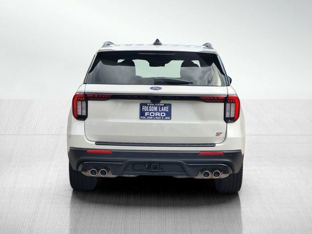 Certified 2025 Ford Explorer ST image 5