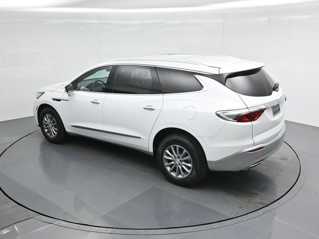 Used 2022 Buick Enclave Essence image 44