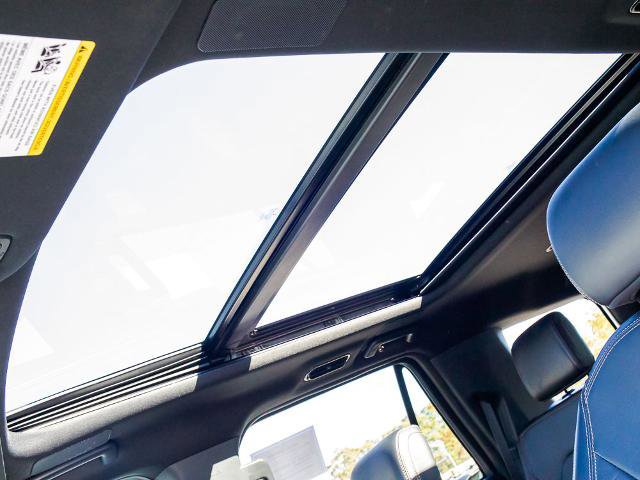 Certified 2023 Ford Expedition Platinum image 22