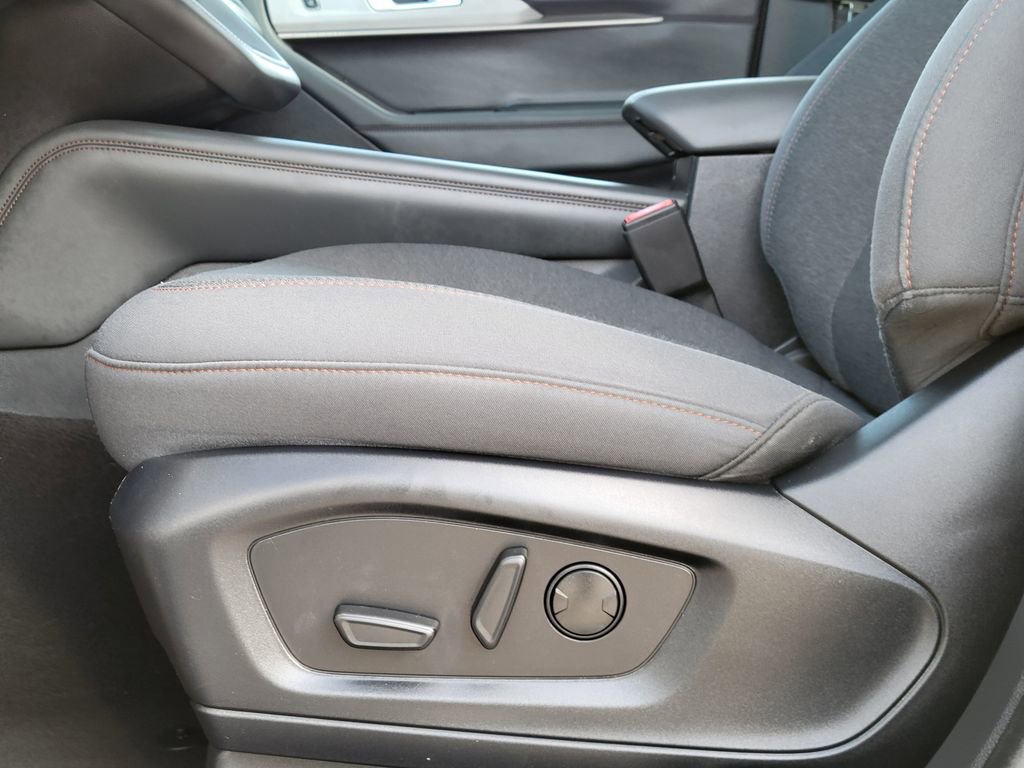 Certified 2025 Ford Explorer Active image 25