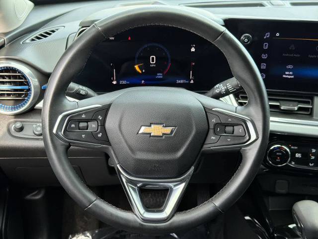 Used 2024 Chevrolet Trax LT w/ Driver Confidence Package FWD image 23