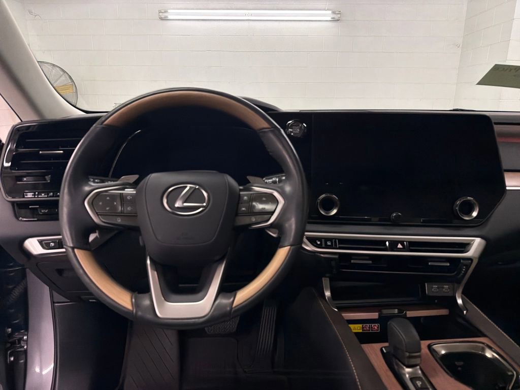 Used 2023 Lexus RX 350 FWD image 12