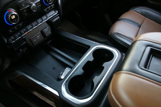 Used 2020 Chevrolet Silverado 2500 High Country w/ Safety Package II image 28