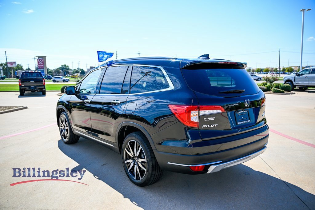 Used 2021 Honda Pilot Touring image 3
