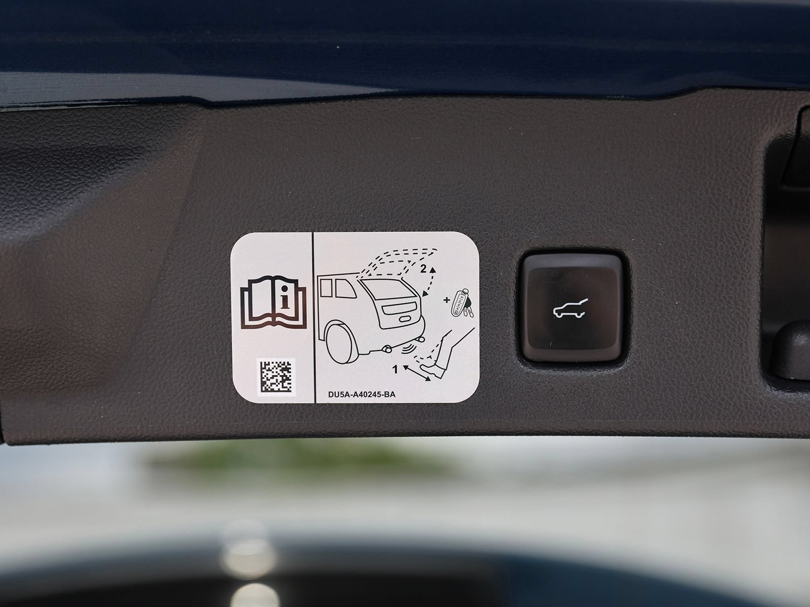 Certified 2020 Ford Escape SEL AWD/4WD image 15