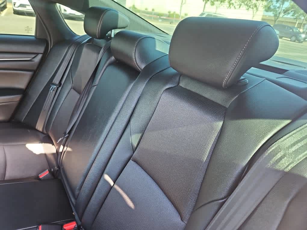 Used 2020 Honda Accord Sport image 12