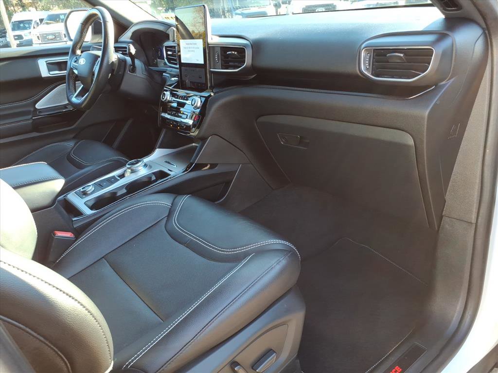 Certified 2022 Ford Explorer ST w/ Equipment Group 401A image 10