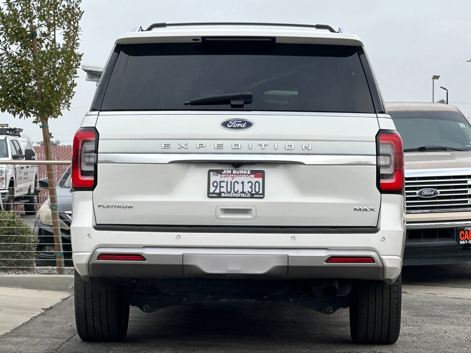 Certified 2022 Ford Expedition Max Platinum image 4