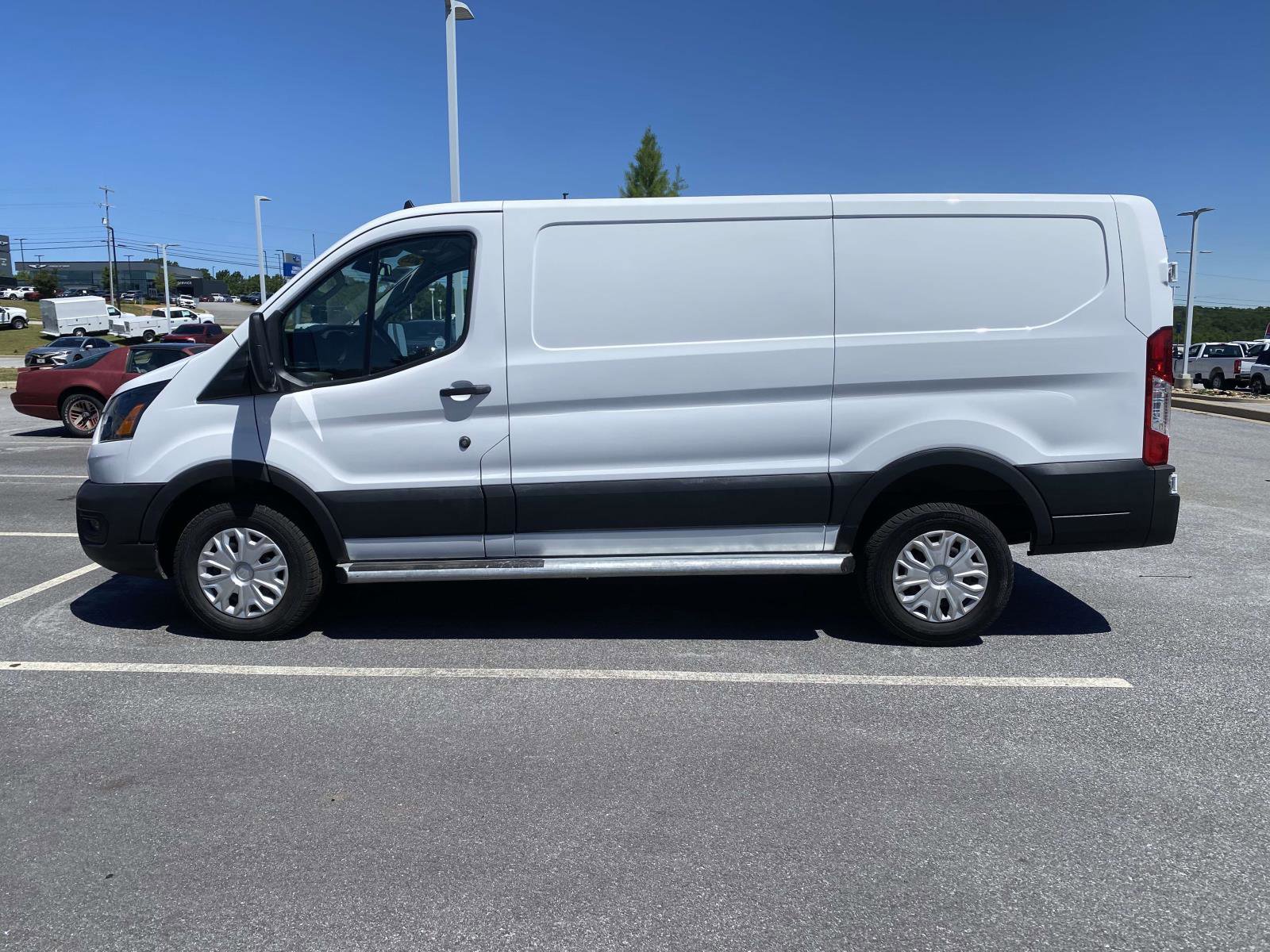 Certified 2025 Ford Transit 250 Low Roof w/ Exterior Upgrade Package RWD image 4