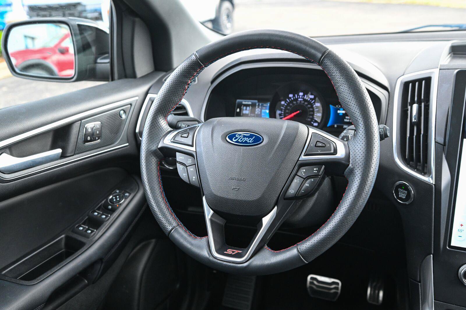 Certified 2024 Ford Edge ST w/ Equipment Group 401A AWD/4WD image 33