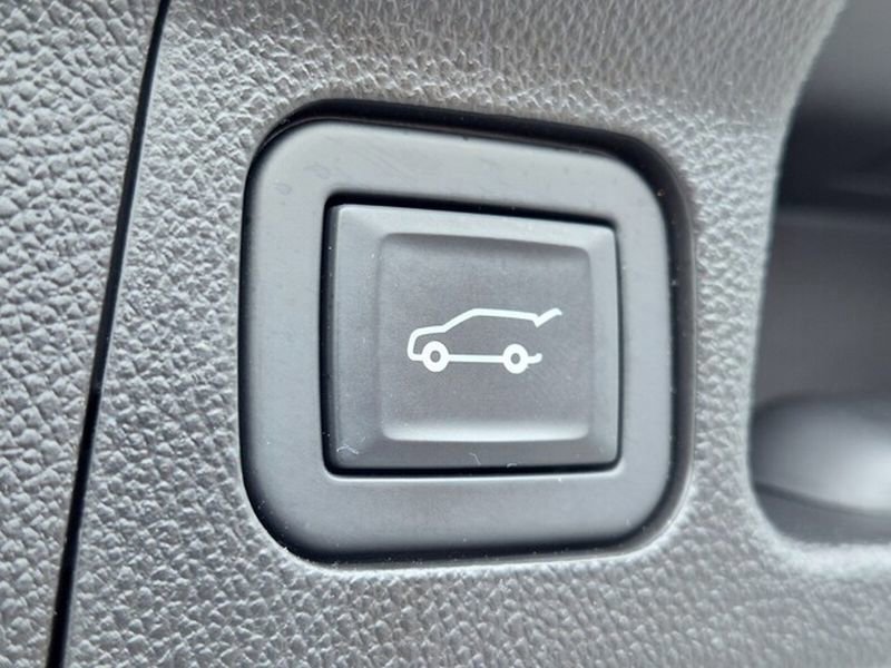 Used 2020 GMC Acadia Denali w/ Trailering Package image 18