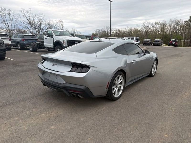 Certified 2024 Ford Mustang GT Premium RWD image 3