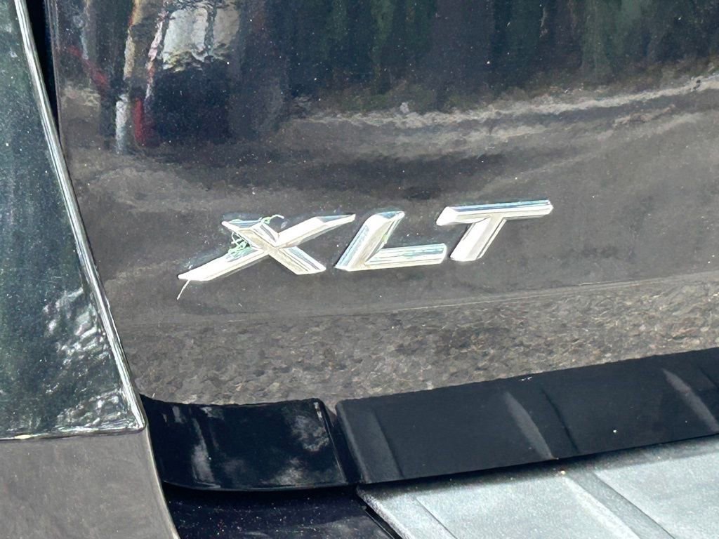 Certified 2022 Ford Explorer XLT w/ Equipment Group 202A RWD image 20