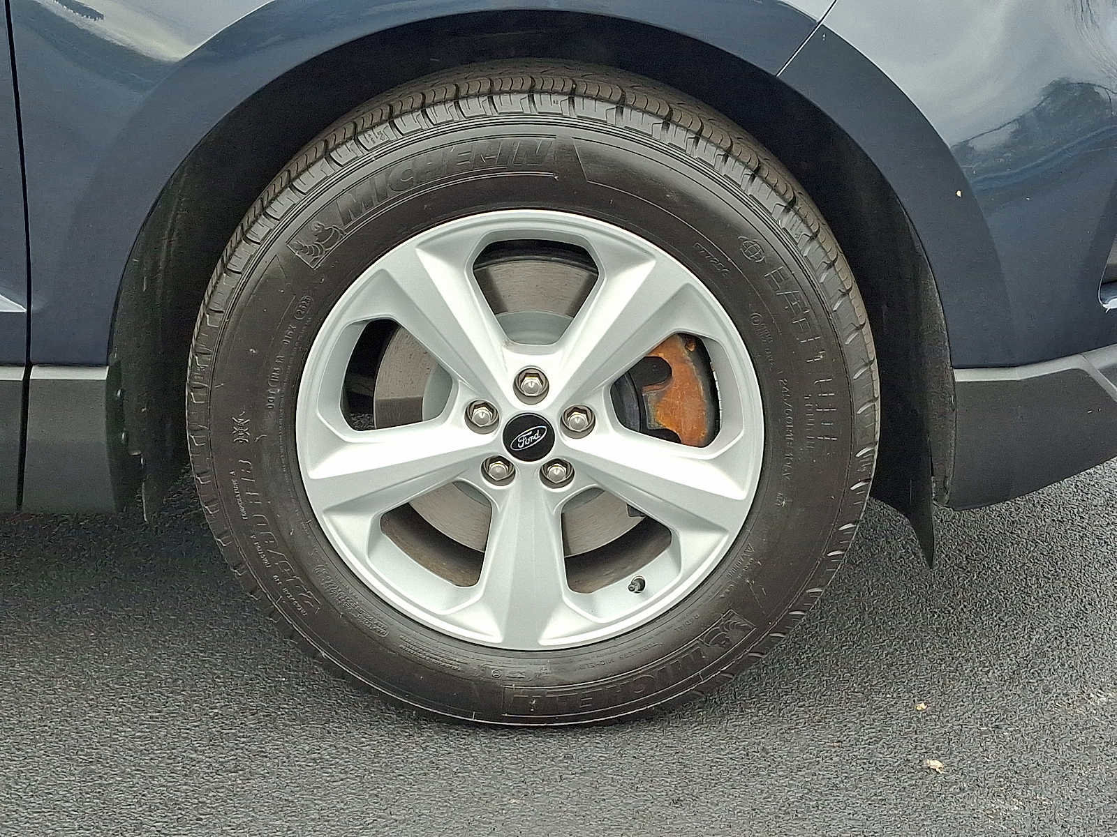 Certified 2024 Ford Edge SE image 8