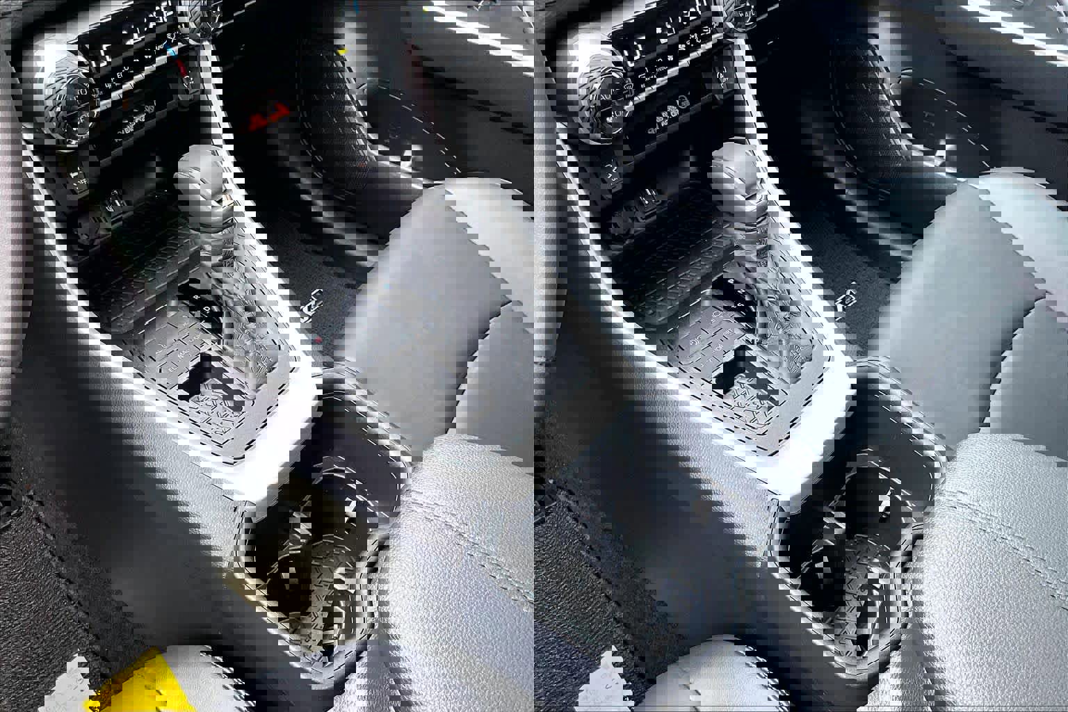 Used 2025 Toyota RAV4 XLE Premium image 18