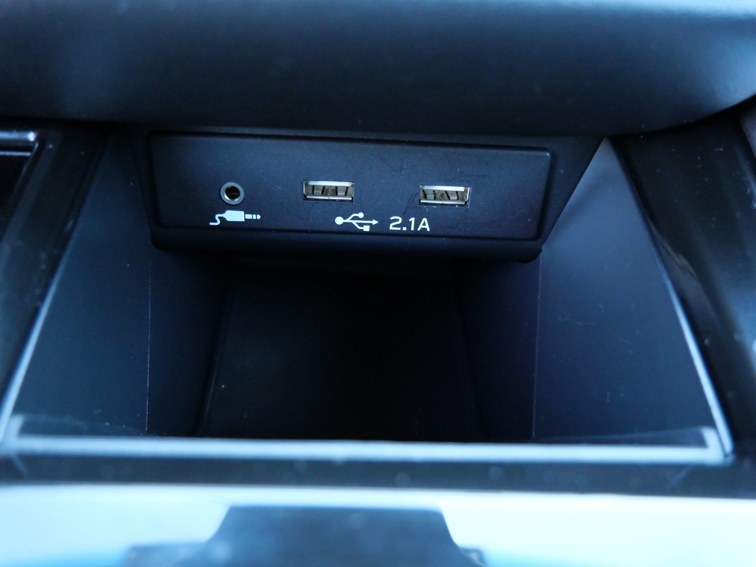 Used 2021 Subaru Outback Limited AWD/4WD image 32
