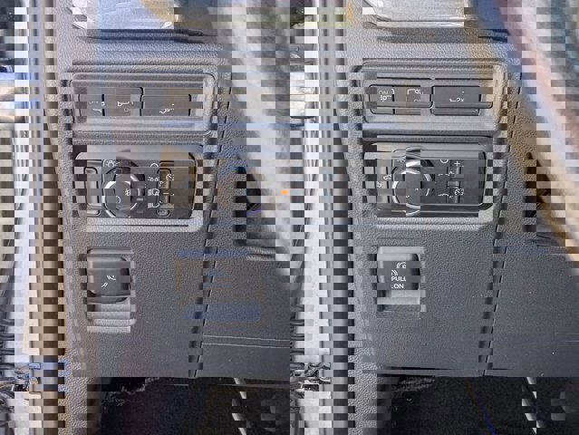 Certified 2022 Ford F150 XLT w/ Equipment Group 302A High image 17