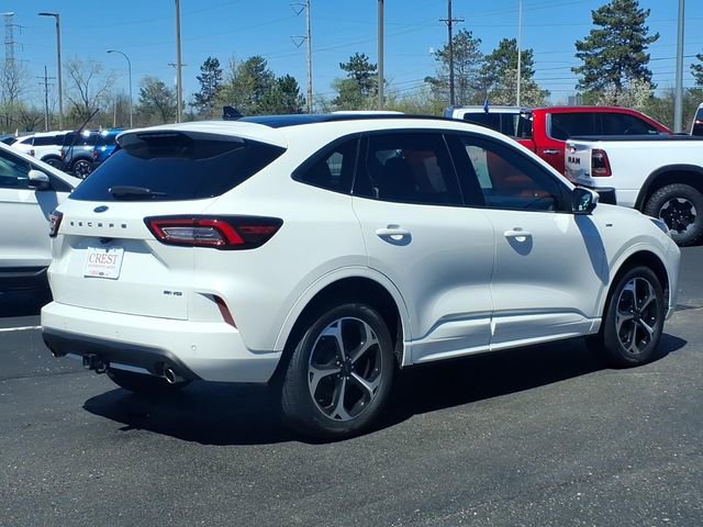 Certified 2024 Ford Escape ST-Line Select w/ Tech Pack #2 image 6