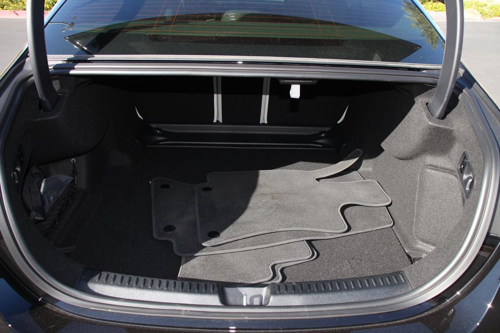 Used 2025 Mercedes-Benz E 350 Sedan image 24