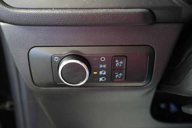 Certified 2025 Ford Escape ST-Line image 13