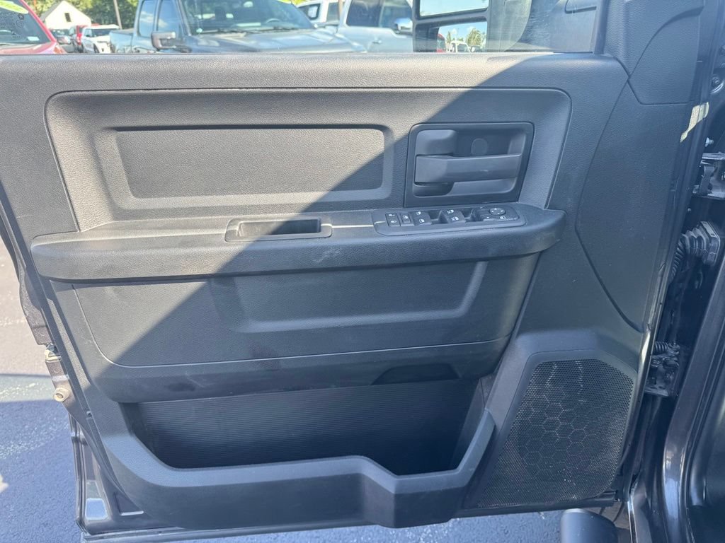 Used 2025 RAM 2500 Tradesman AWD/4WD image 2