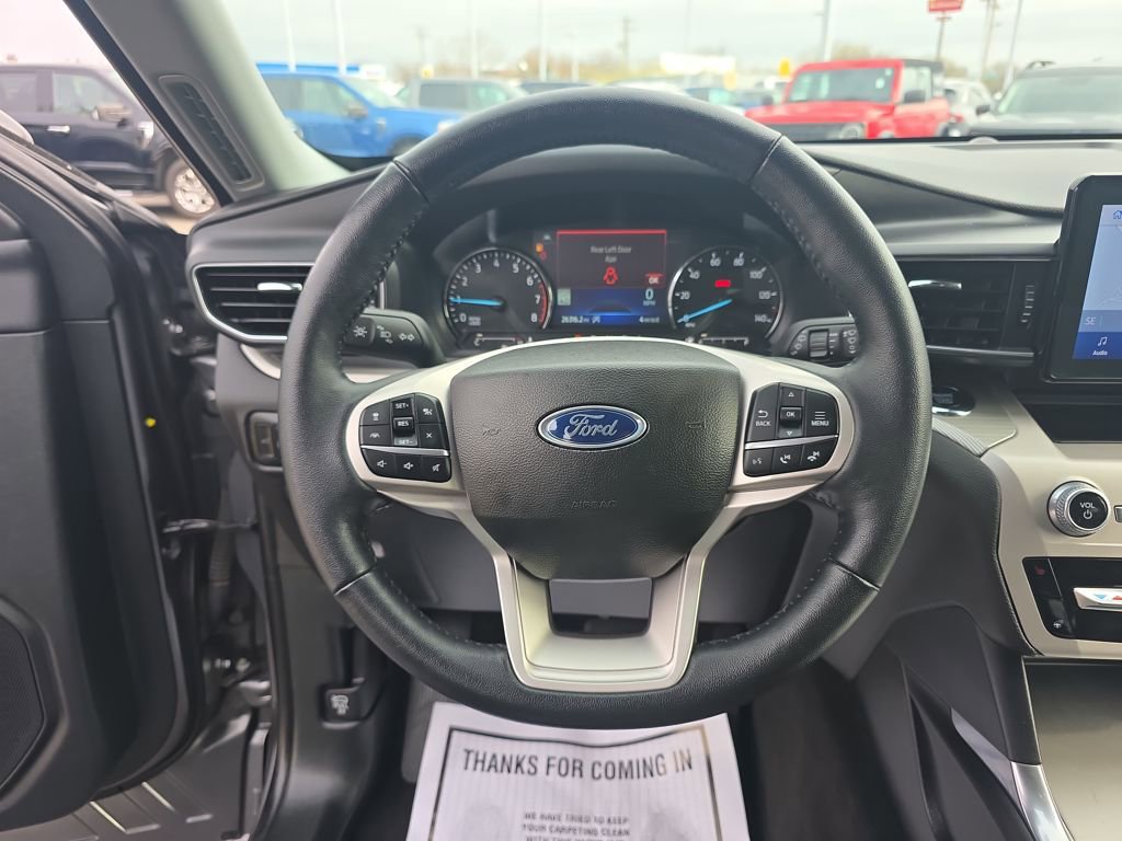 Certified 2023 Ford Explorer XLT w/ Equipment Group 202A AWD/4WD image 25