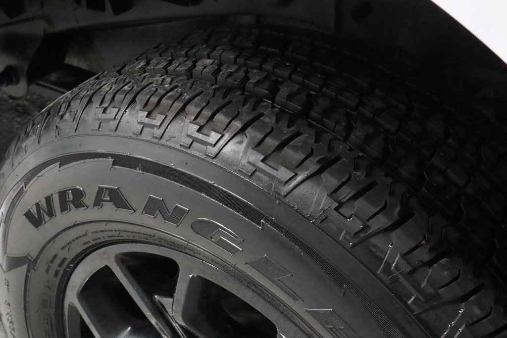 Certified 2024 Ford F150 XLT w/ XLT Black Appearance Package image 20