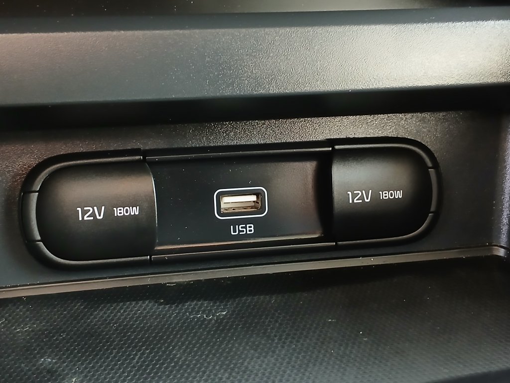 Used 2021 Kia Soul LX FWD image 14