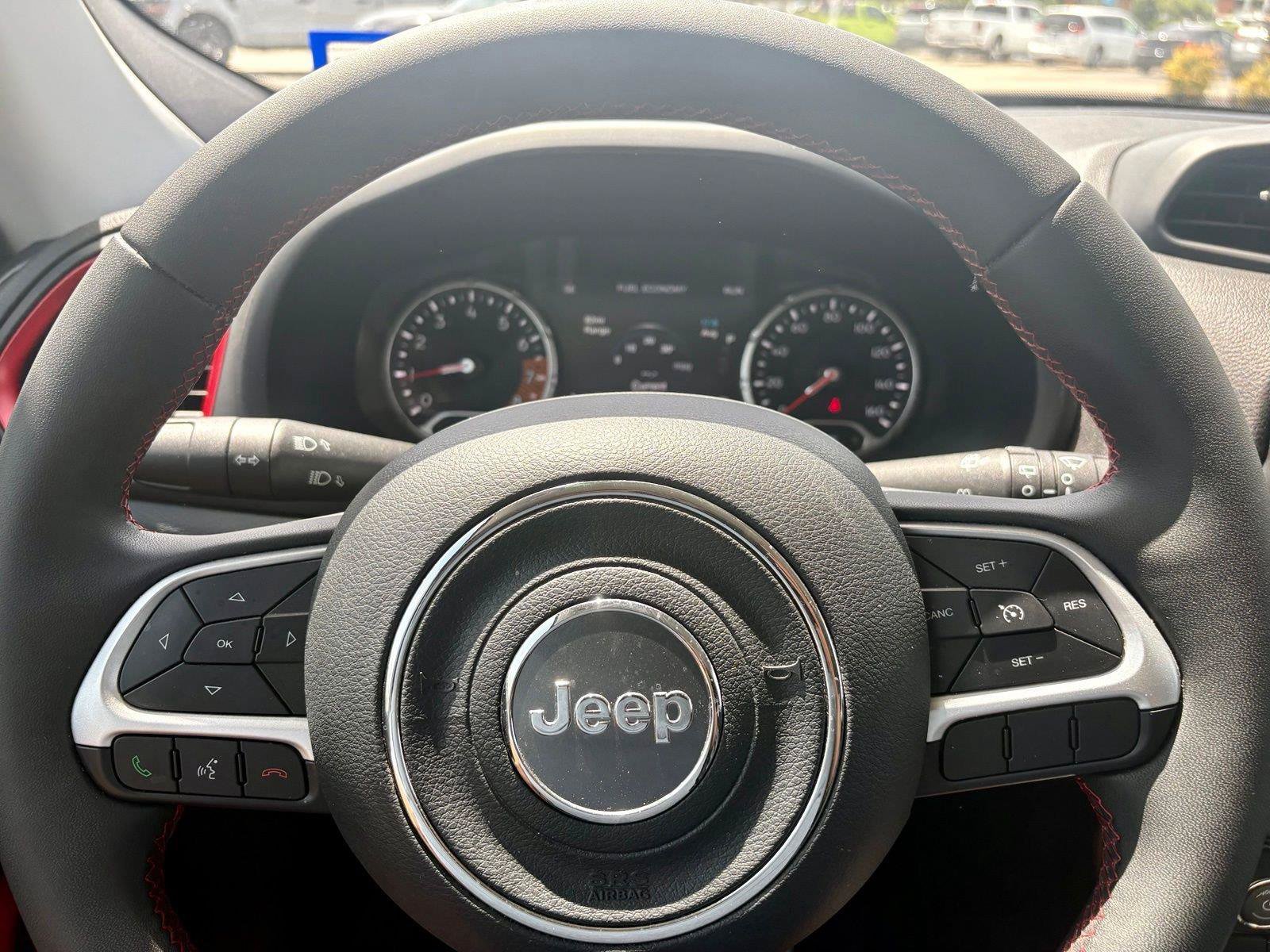 Used 2023 Jeep Renegade Trailhawk AWD/4WD image 14