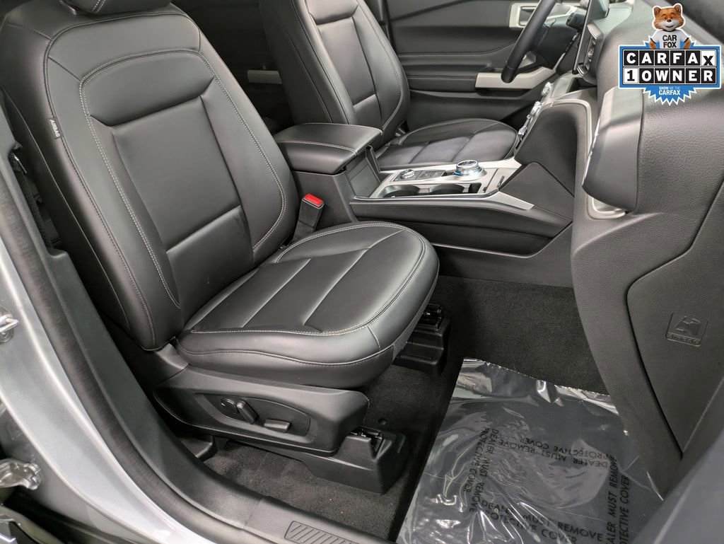 Certified 2022 Ford Explorer XLT w/ Equipment Group 202A image 31