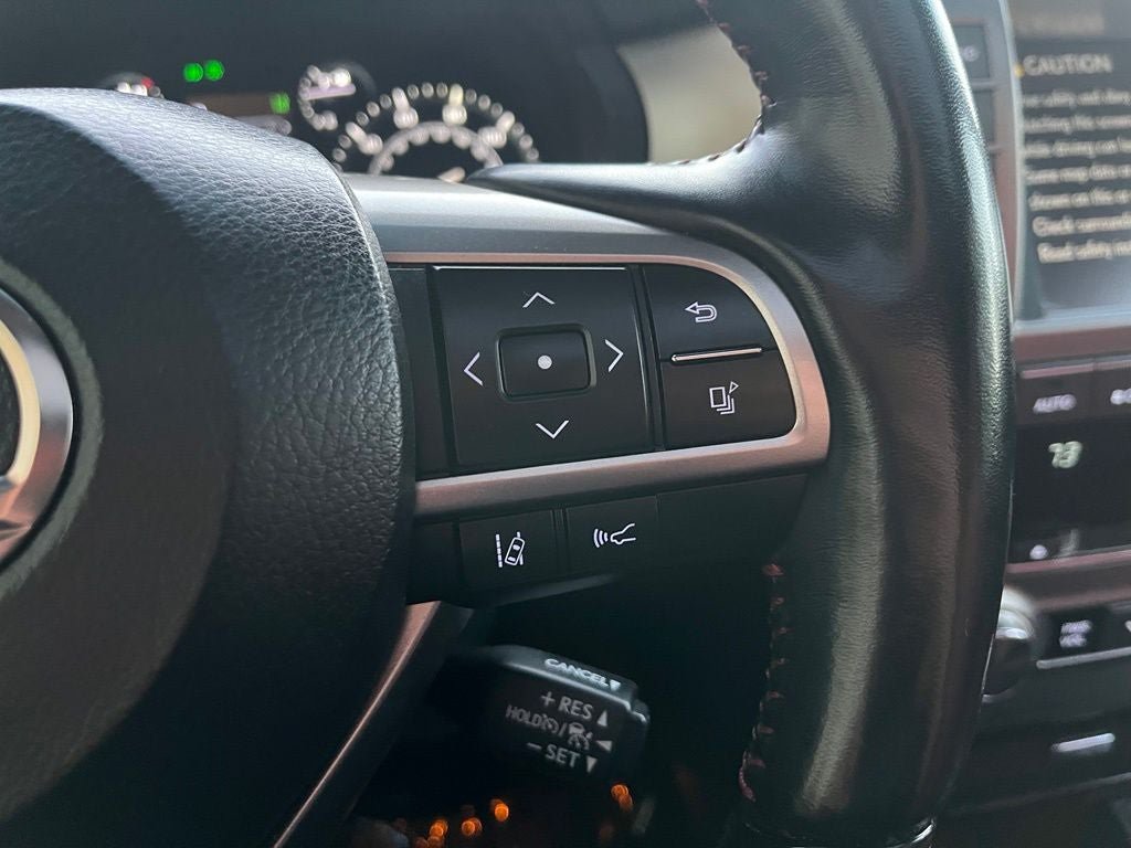 Used 2021 Lexus GX 460 Premium w/ Premium Package AWD/4WD image 29