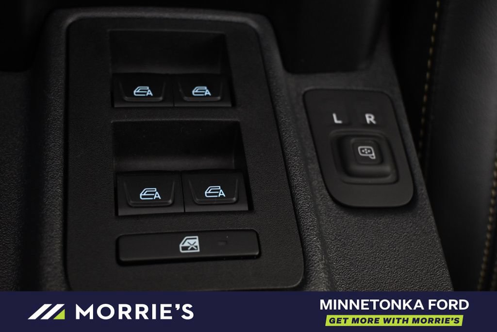 Certified 2025 Ford Bronco Badlands AWD/4WD image 34