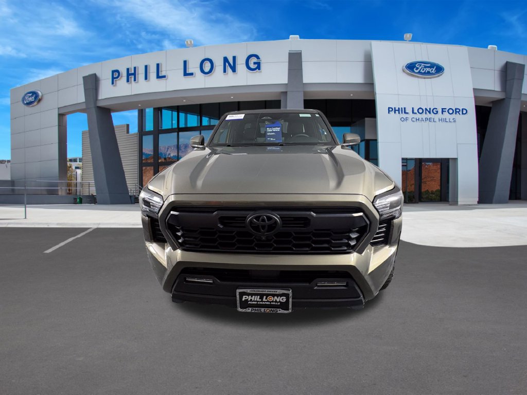 Used 2024 Toyota Tacoma TRD Off-Road w/ TRD Off Road Premium Package AWD/4WD image 8
