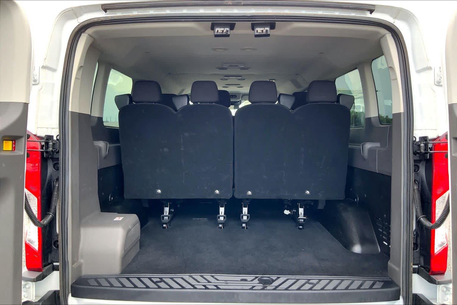 Certified 2025 Ford Transit 350 XLT RWD image 33