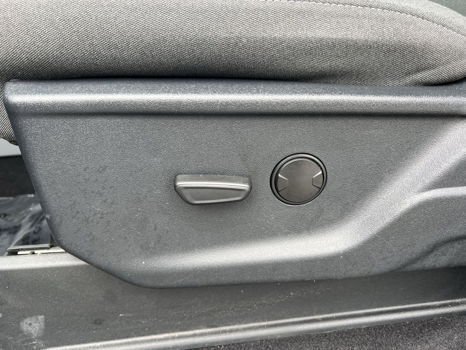 Certified 2023 Ford F150 Lightning XLT AWD/4WD image 14