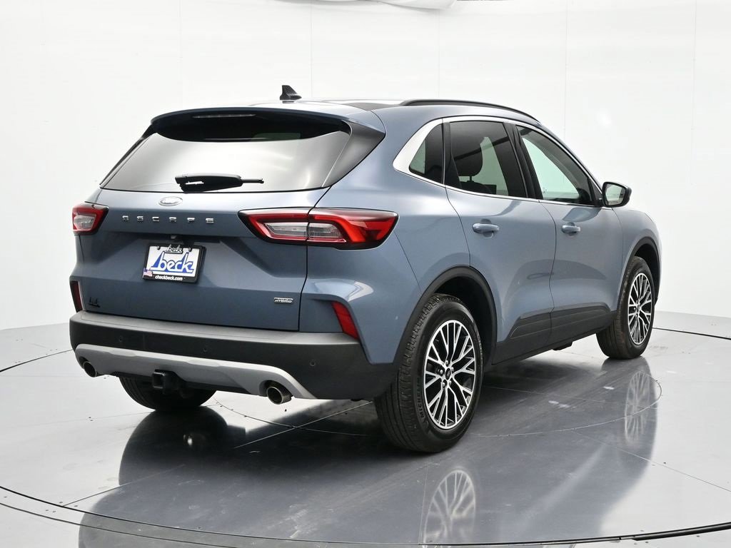 Certified 2025 Ford Escape SE w/ Class II Trailer Tow Package image 13