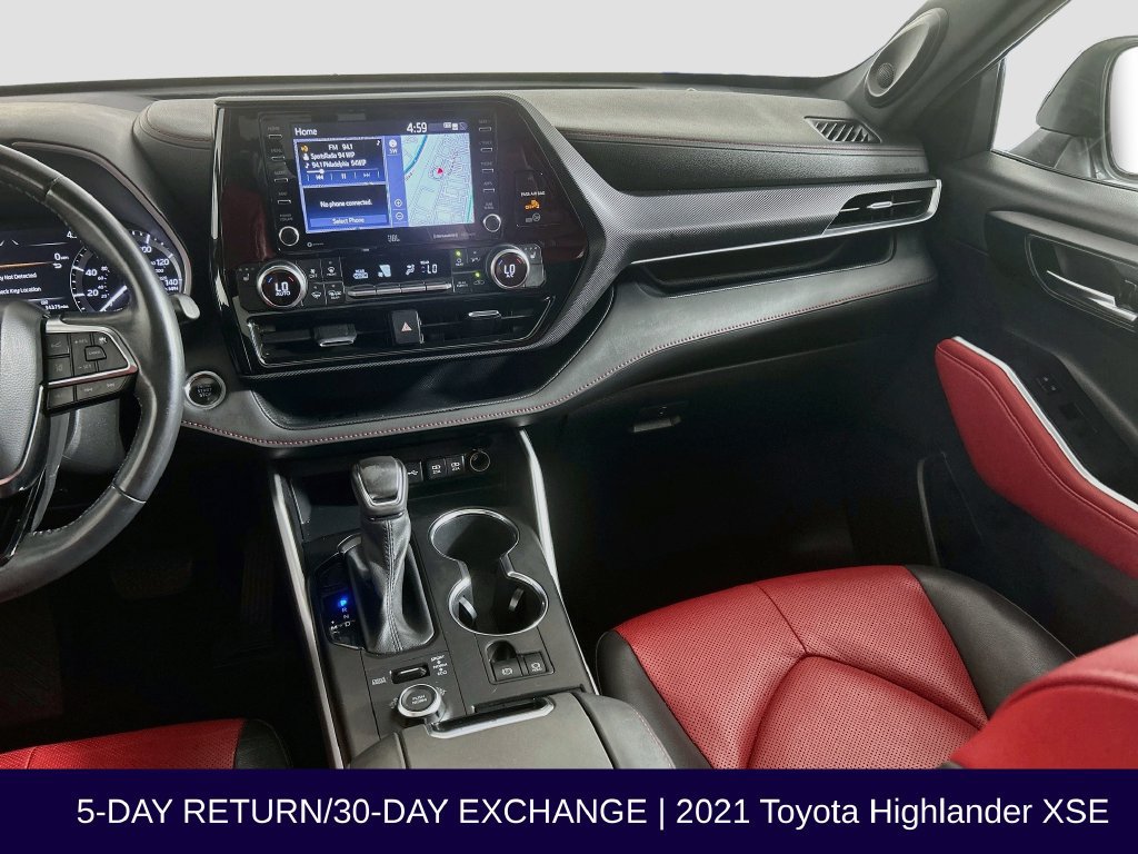 Used 2021 Toyota Highlander XSE AWD/4WD image 29