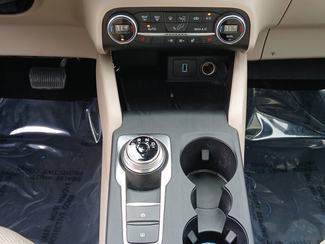 Certified 2020 Ford Escape Titanium image 15