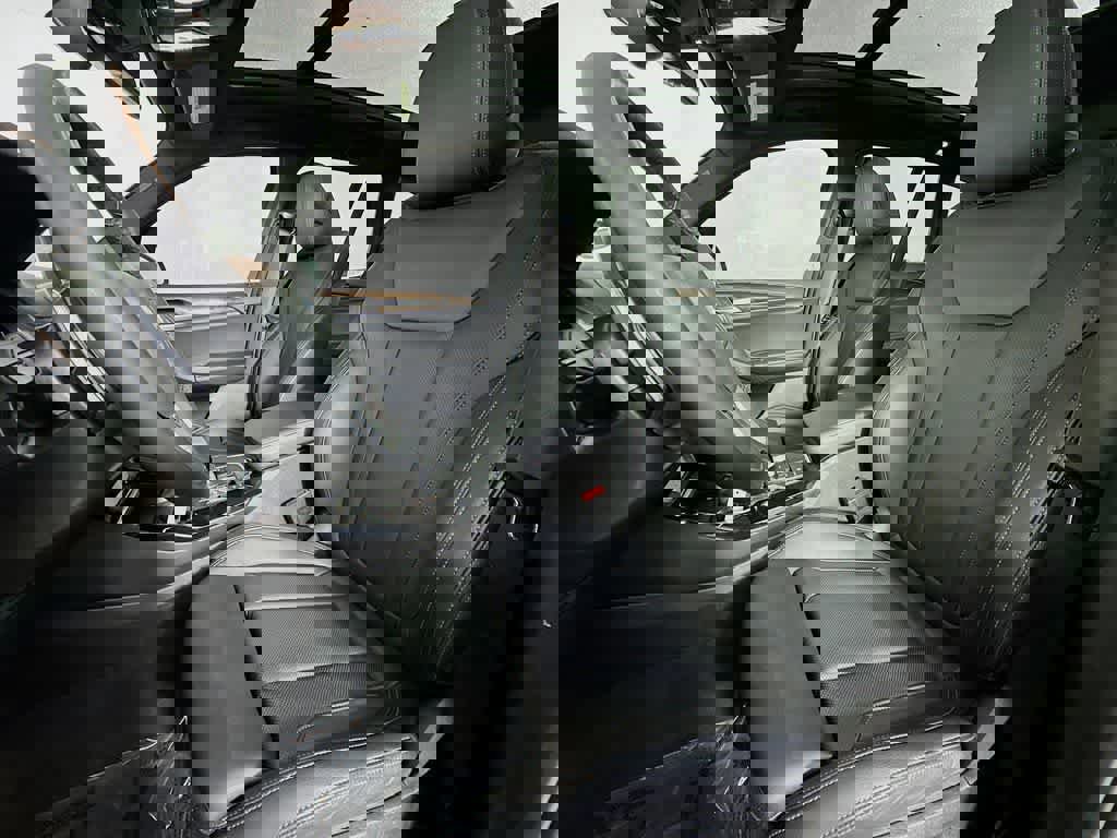 Used 2023 BMW X3 xDrive30i w/ Premium Essential Package image 15