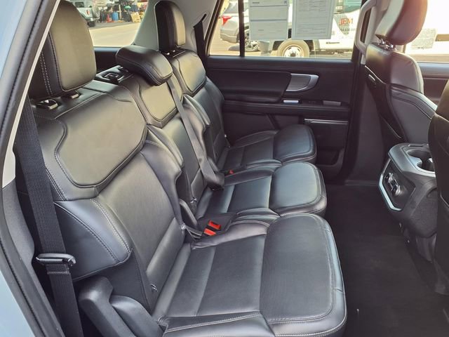 Certified 2025 Ford Expedition Max Platinum image 21