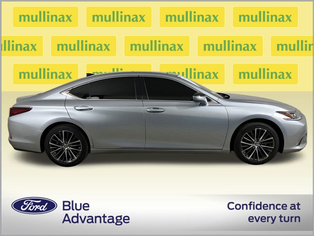 Used 2024 Lexus ES 350 w/ Premium Package image 2