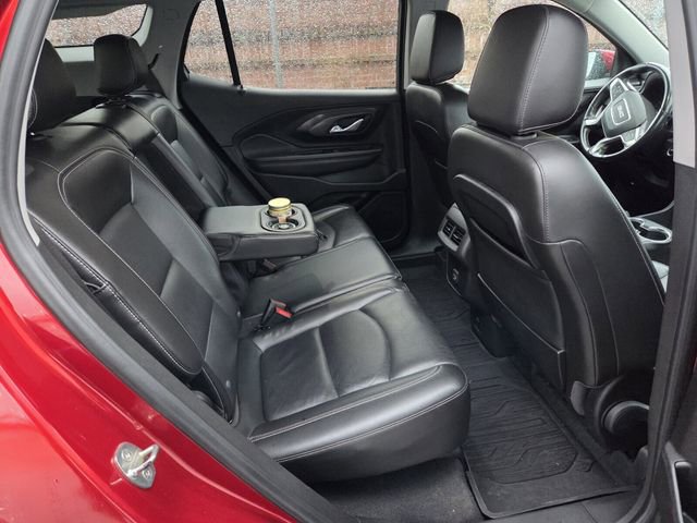 Used 2022 GMC Terrain SLT w/ LPO, Floor Liner Package AWD/4WD image 9