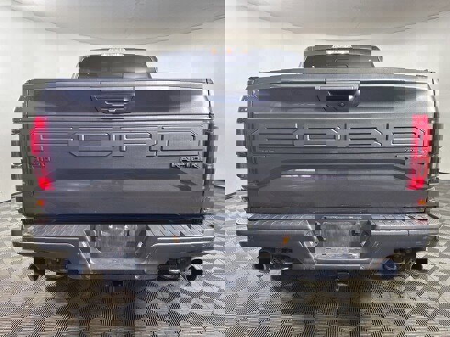 Certified 2019 Ford F150 Raptor w/ Equipment Group 802A Luxury image 4