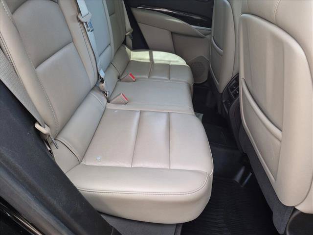 Used 2023 Cadillac XT4 Premium Luxury FWD image 21