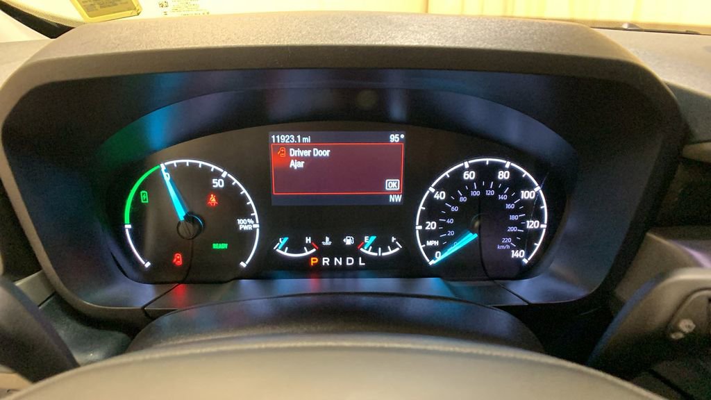 Certified 2024 Ford Maverick XL FWD image 28