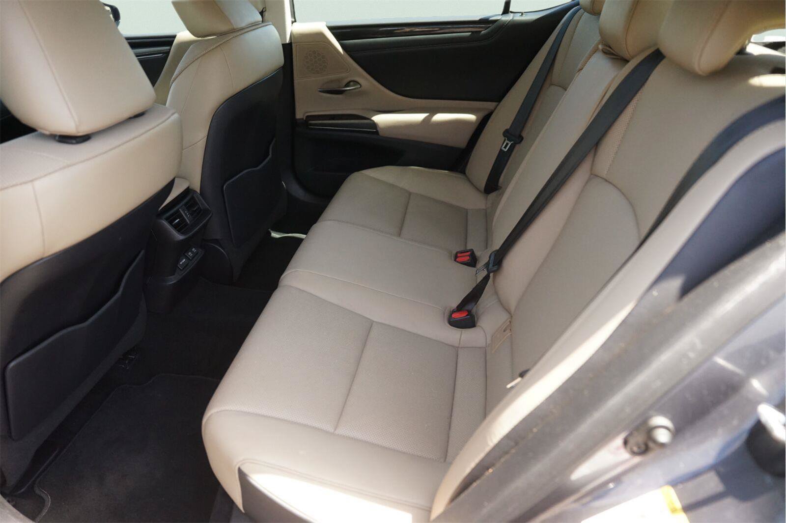 Used 2019 Lexus ES 350 w/ Accessory Package 2 FWD image 13