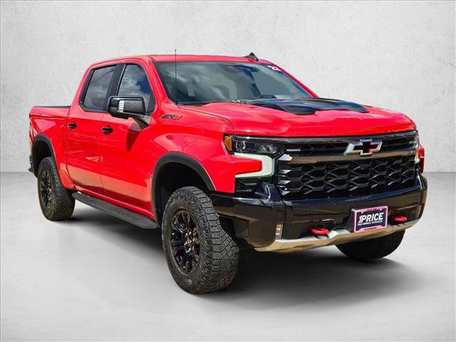 Used 2023 Chevrolet Silverado 1500 ZR2 w/ Technology Package AWD/4WD image 3