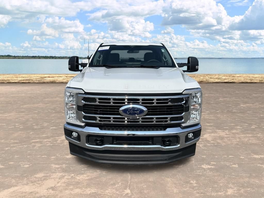 Certified 2025 Ford F250 XLT AWD/4WD image 2