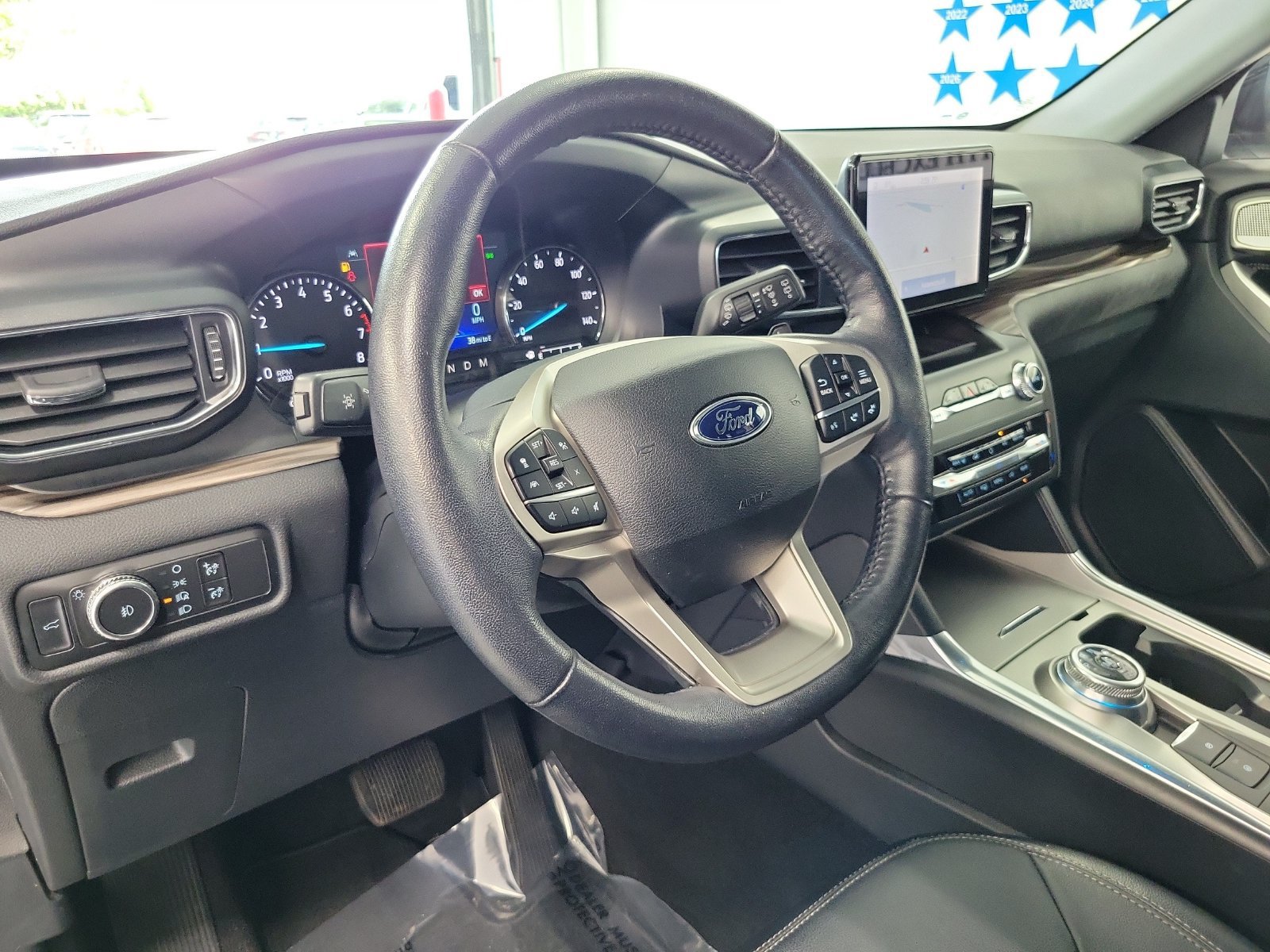 Certified 2020 Ford Explorer Limited AWD/4WD image 10
