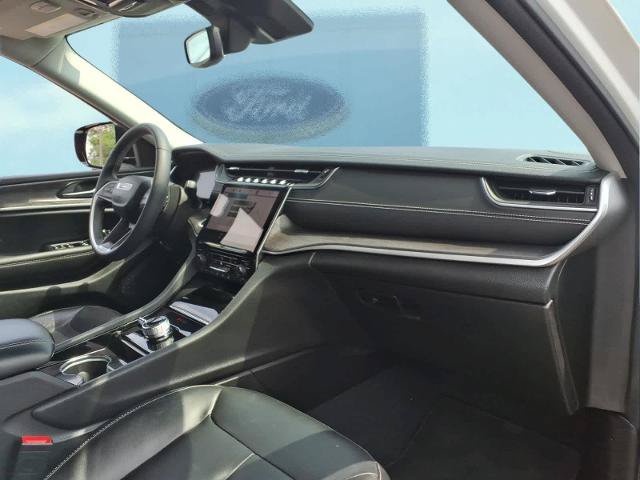 Used 2023 Jeep Grand Cherokee L Limited AWD/4WD image 11